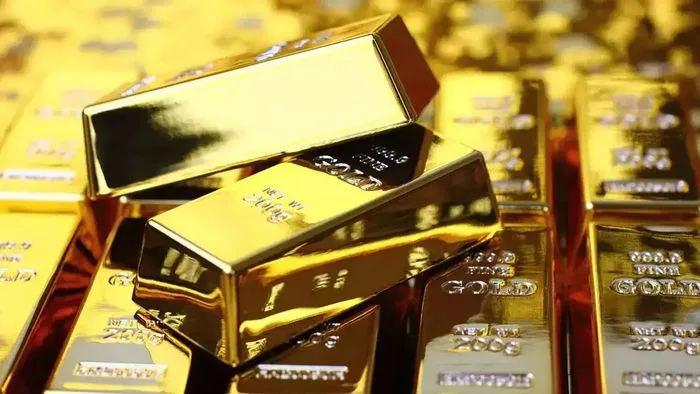 Gold Hits All-Time High Amid Rate Cut Expectations
