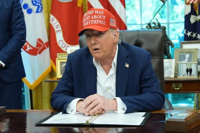 Trump Says He‘ll Sue Over California Redistricting and US Senate ’Blue Slips’